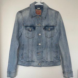 Levi's Original Trucker Jacket Medium Wash (Size M)